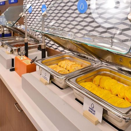 Holiday Inn Express La Plata By Ihg Екстериор снимка