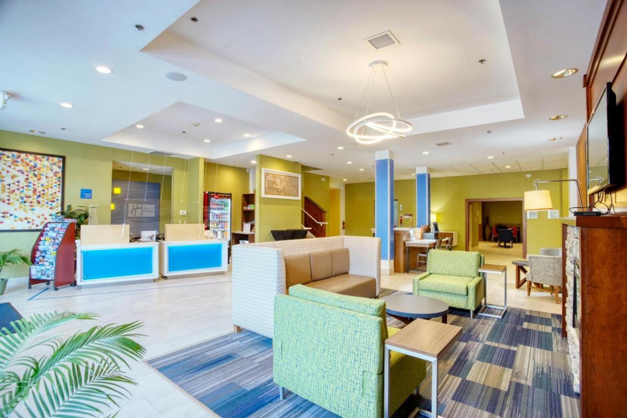 Holiday Inn Express La Plata By Ihg Екстериор снимка