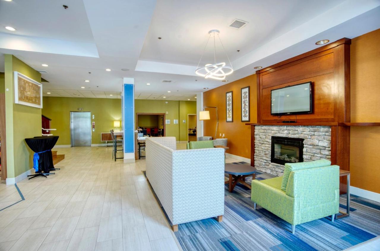 Holiday Inn Express La Plata By Ihg Екстериор снимка