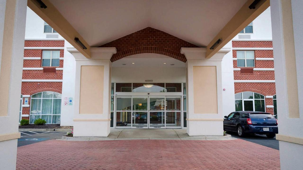 Holiday Inn Express La Plata By Ihg Екстериор снимка