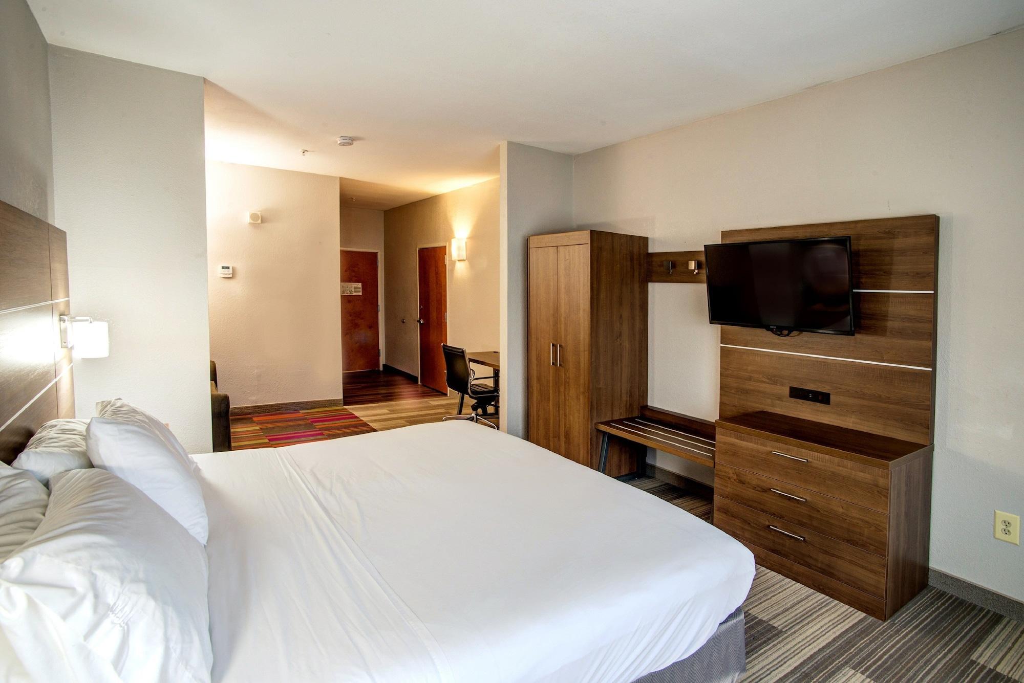 Holiday Inn Express La Plata By Ihg Екстериор снимка