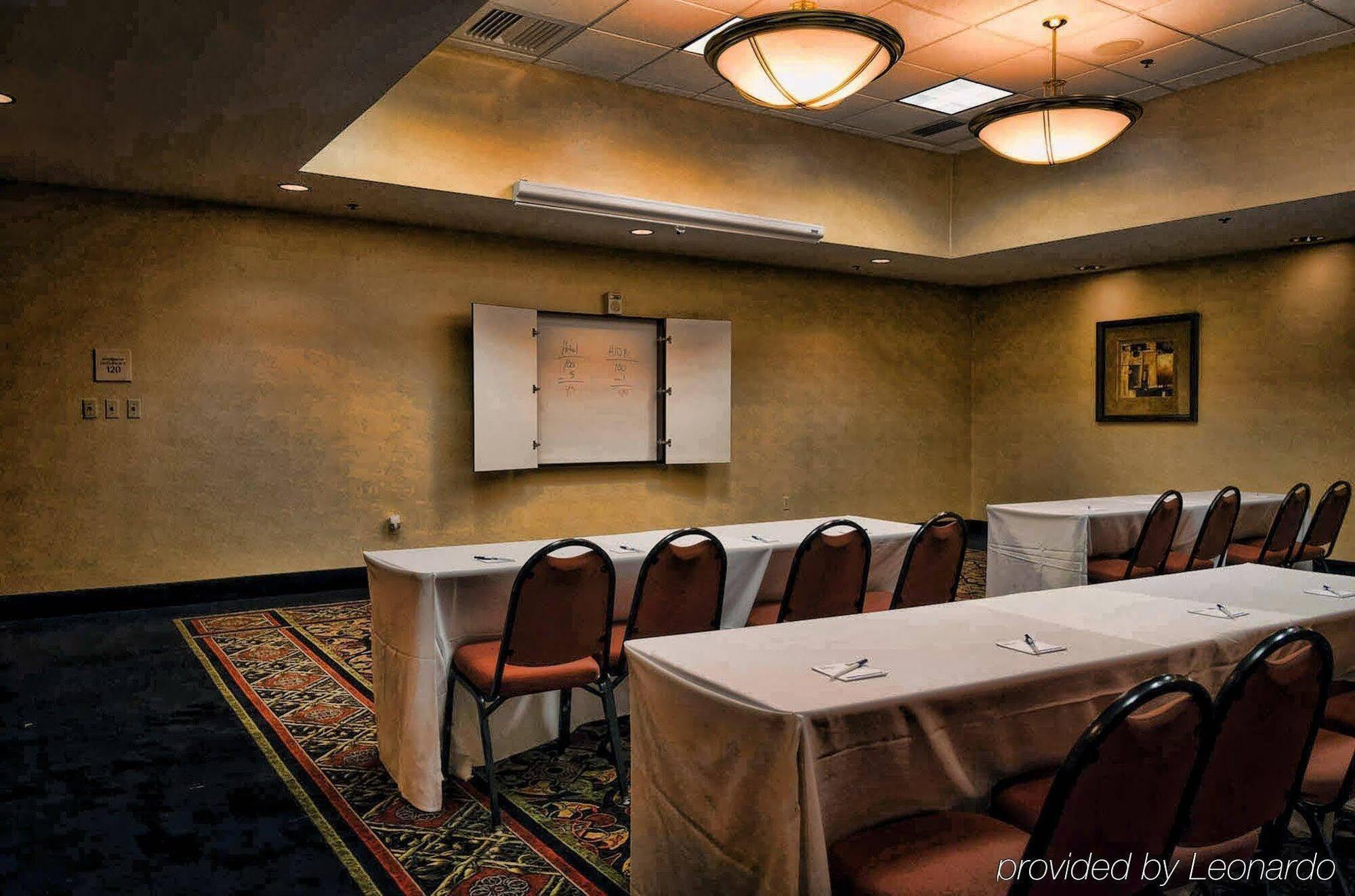 Holiday Inn Express La Plata By Ihg Екстериор снимка